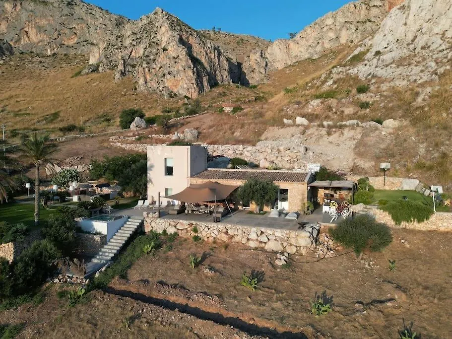 Loft Design Sul Golfo Villa Terrasini Italy